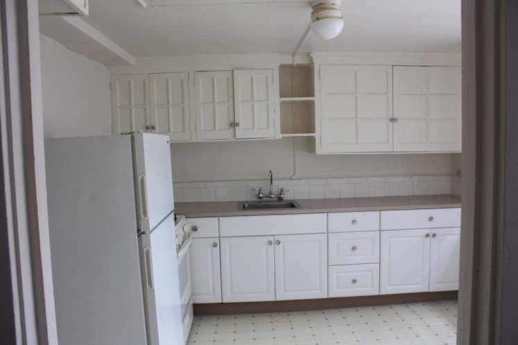 Fountain Place Apartments' Kitchen